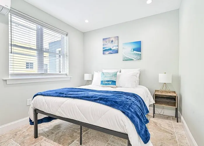 318 E Youngs Ave Unit 2 Seaside Retreat Salty Shore Getaway